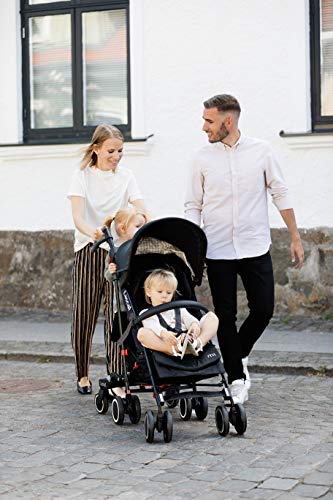 Lascal BuggyBoard Maxi, Kinderbuggy Trittbrett mit großer Stehfläche, Kinderwagen Zubehör für Kinder von 2-6 Jahren (22 kg), kompatibel mit fast jedem Buggy und Kinderwagen, schwarz - obrazek 3