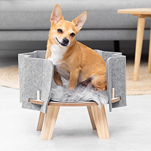 Navaris Haustierbett aus Holz mit Kunstfellmatte - Hunde Katzen Bett mit Filzwand - 41 x 41 x 32cm Hundebett Katzenbett Hochbett - einfache Montage - obrazek 2