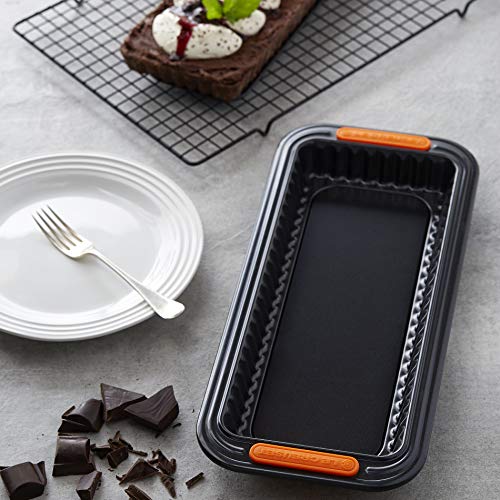 Le Creuset Antihaft Tarteform, Rechteckig, 33 x 13 x 3 cm, Hebeboden, PFOA-frei, Sauerteigbeständig, Aus Karbonstahl gefertigt, Anthrazit/Orange - obrazek 6