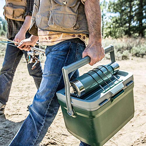 Stanley Classic Legendary Thermosflasche 1.9L Hammertone Green - Edelstahl Thermoskanne - BPA-frei - Thermos Hält 45 Stunden Heiß - Deckel Fungiert Auch als Trinkbecher - Spülmaschinenfest - obrazek 3