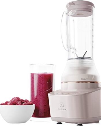 Electrolux Blender Kielichowy, 2 dedykowane programy, 2 prędkości + funkcja pulse, Wielofunkcyjny młynek, Rozdrabniacz oraz butelka, 6 noży ze stali nierdzewnej, 0,6 l dzbanek E7CB1-8SSM, Piaskowy
