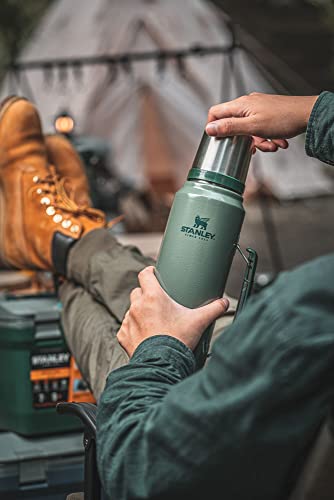 Stanley Classic Legendary Thermosflasche 1L Hammertone Green - Edelstahl Thermoskanne - BPA-frei - Thermos Hält 24 Stunden Heiß - Deckel Fungiert Auch als Trinkbecher - Spülmaschinenfest - obrazek 7