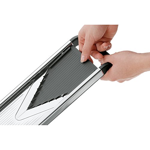 WMF Gemüsehobel Top Tools Cromargan Edelstahl rostfrei spülmaschinengeeignet Hobeleinsatz Fingerschutz Aufbewahrungsbox für Hobeleinsätze - obrazek 2