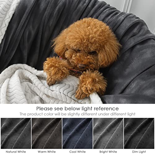 RATEL dwuwarstwowy koc polarowy z mikrofibry, 460 g/m², ulepszona, miękka flanela, na podwójne łóżko, sofę i krzesła, wykwintna pościel, ciepły koc, przytulny, trwały, szary, 150 x 200 cm - obrazek 2