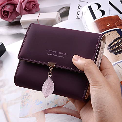 Portfel damski z gładkiej i miękkiej sztucznej skóry, mały i krótki, w - obrazek 7