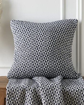 Appletree Loft - Bexley - poduszka wypełniona 100% bawełny z recyklingu - 43 x 43 cm w kolorze granatowym