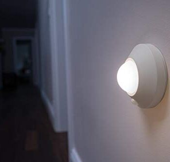 OSRAM Lampa LED / Nightlux Sufit / srebrna / zasilana bateriami / zintegrowany czujnik ruchu / czujnik dzienny / IP54 / zimna biel - 4000 K